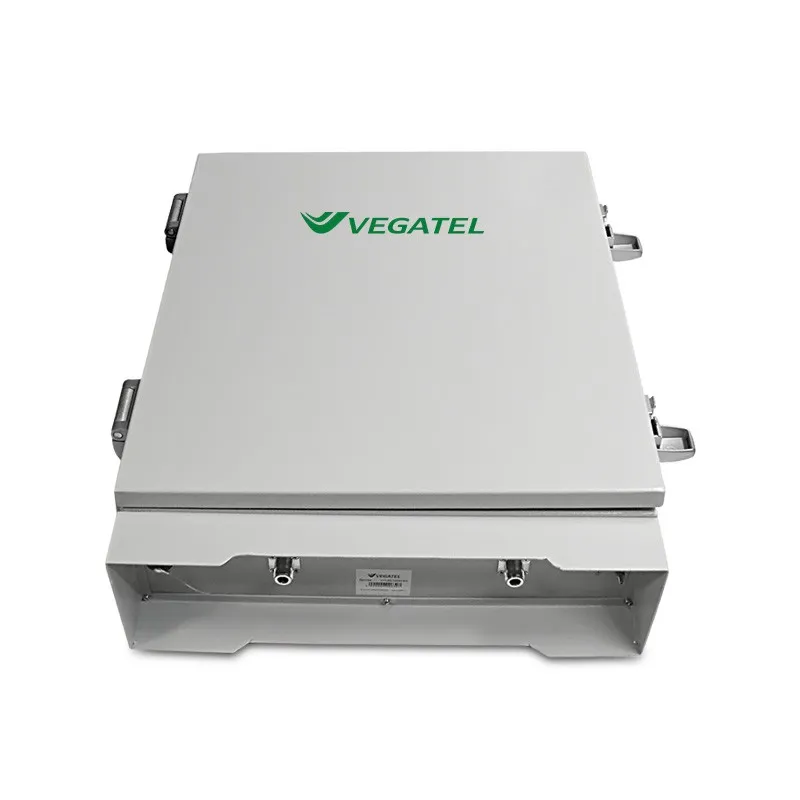 Репитер цифровой VEGATEL VT3-1800/2100/2600 для усиления сотовой связи и мобильного 3G интернета